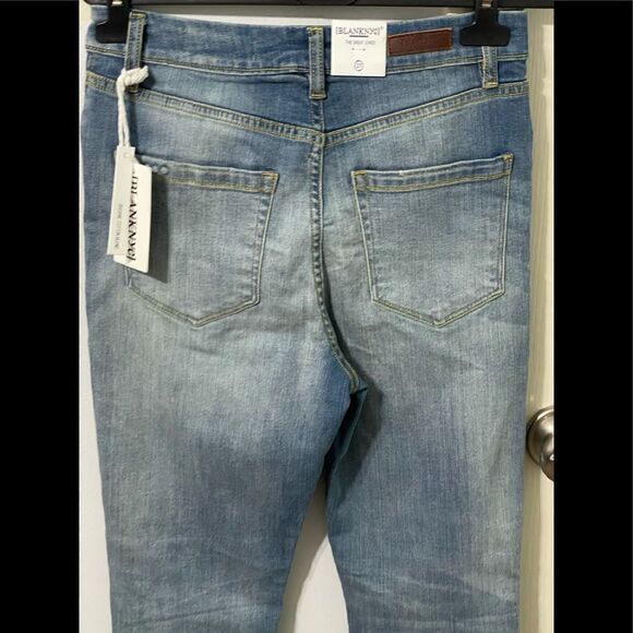 Blank NYC High-Rise Skinny  - Picture 4 of 11